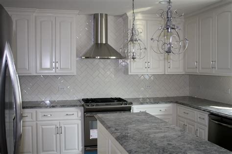 20+ White Kitchen Cabinets With Grey Countertops