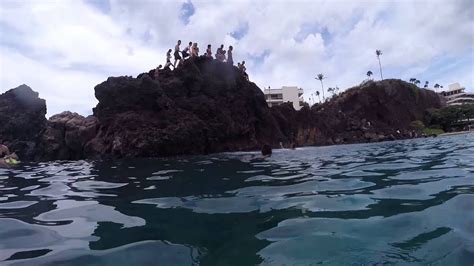 Black Rock Beach Cliff Jumping Maui Hawaii Kaanapali Beach GoPro Video ...