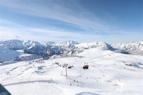 February in Alpe d'Huez: What's on and weather