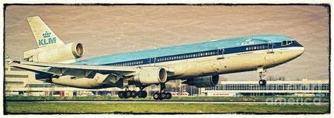 MD-11 Landing Photograph by Colin Woods - Fine Art America