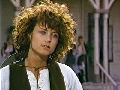 Lise Cutter as Nora Malloy in Desperado (1987) | Once Upon a Time in a ...