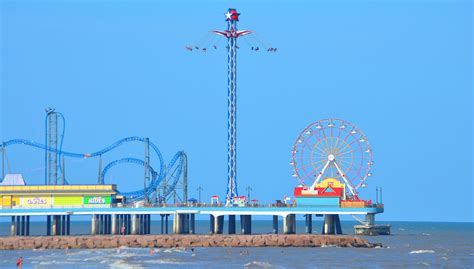 Galveston Island Historic Pleasure Pier: Best things to do