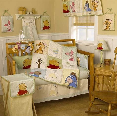 Pin by Carolina Werneck on Quarto Tiquininho | Winnie the pooh nursery ...