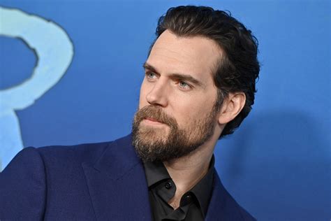 Henry Cavill Circling ‘Warhammer 40,000’ At Amazon Studios – Deadline