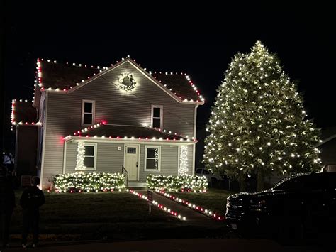 New Christmas Light Installation Service - Your1DayFloor