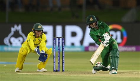 Nigar Sultana dances down to tonk Alana King | ESPNcricinfo.com