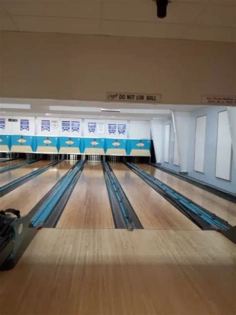 Brunswick Lanes Bowling | Y95.5