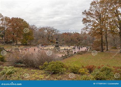 Bethesda Fountain in Central Park Editorial Stock Image - Image of ...