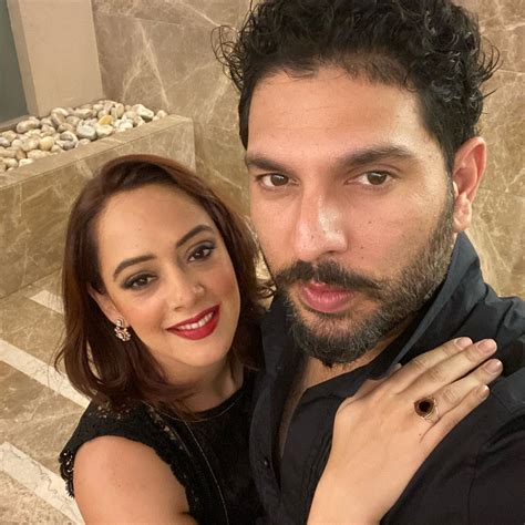 Yuvraj Singh wife Hazel Keech Singh share a romantic pic, युवराज सिंह ...