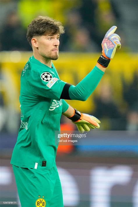 goalkeeper Gregor Kobel of Borussia Dortmund gestures during the UEFA ...