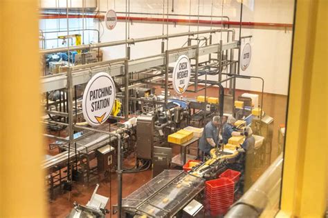 Tillamook Cheese Factory Tour: This is What You Need to Know | The ...