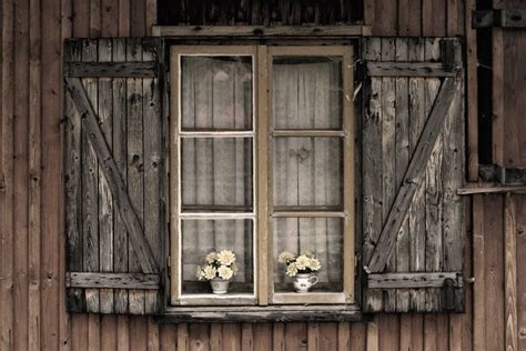 Choosing the Perfect Windows for your Residential Cabin | Quick-garden ...