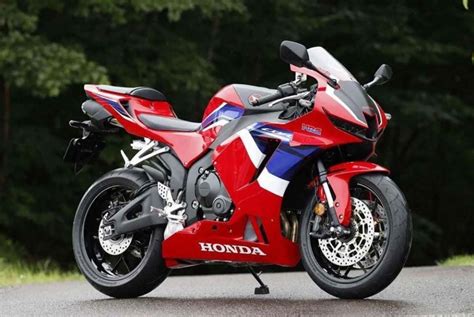 Honda Officially Unveils the 2021 CBR600RR - webBikeWorld