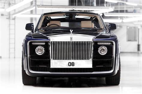 Rolls-Royce Sweptail Brings Ultra-Luxe Coach-Building Into the 21st ...