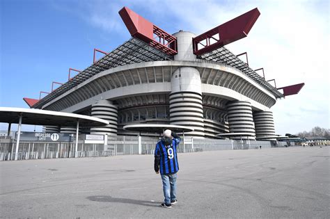 San Siro, Milanese against killing: "historical symbol" - football ...