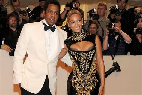 Beyonce, Jay Z share private wedding footage during joint tour - Los ...