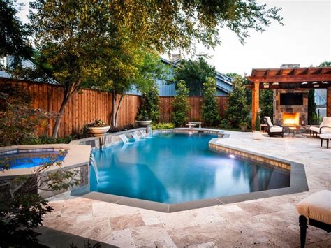 24 Before-and-After Swimming Pool Transformations — HGTV | Pool remodel ...