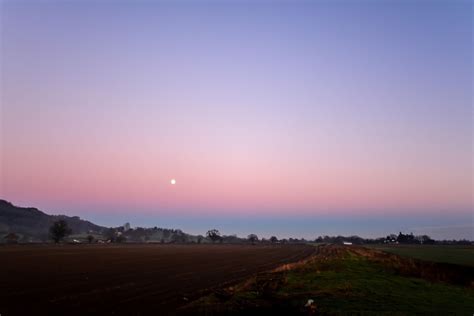 Belt of Venus & Moon Venus, The Darkest, Moon, Earth, Celestial, Belt ...