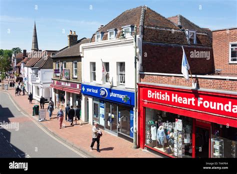 High street egham surrey england hi-res stock photography and images ...