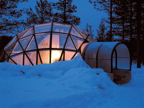 Watch the Northern Lights from Glass Igloos at Hotel Kakslauttanen ...