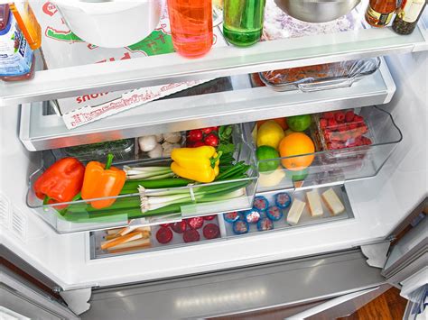 The Right Way to Use Your Refrigerator's Crisper Drawer | Vegetable ...