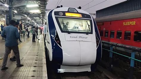 6th Vande Bharat train to be inaugurated on December 11 | Latest News ...