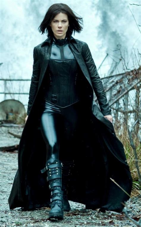 Underworld Awakening: Selene rescue her daughter from the Lycans ...