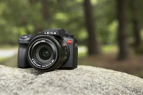 The Leica V-Lux 5 Sports a Big Sensor and Versatile Zoom, for Less ...