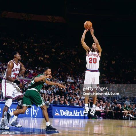 Allan Houston 1997 Knicks Photos and Premium High Res Pictures - Getty ...