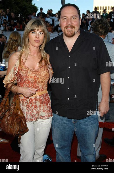 Jon favreau and wife joya hi-res stock photography and images - Alamy