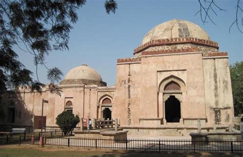 Firoz Shah Tughlaq's Tomb New Delhi India History & Architecture