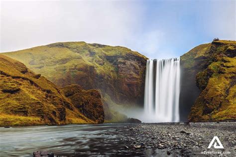 Skógafoss Waterfall | Adventures.com