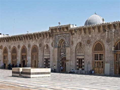 The Great Umayyad Mosque of Aleppo: from Historic Islamic Monument to ...