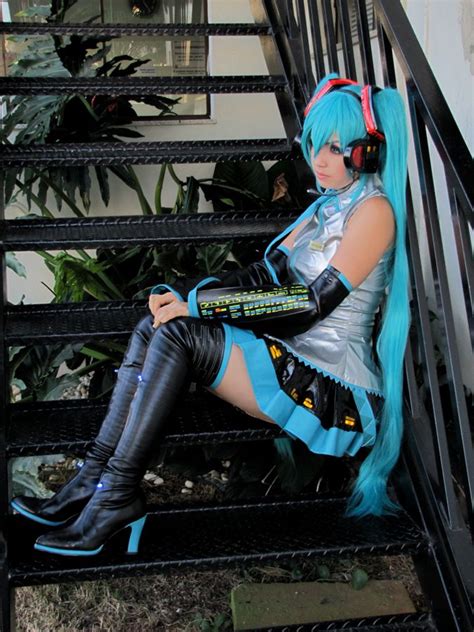 Hatsune Miku - Vocaloid by JuTsukino.deviantart.com on @deviantART ...