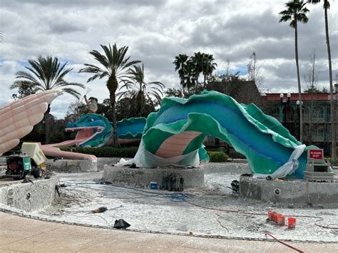 PHOTOS: Pool and Bar Under Refurbishment at Disney’s Port Orleans ...