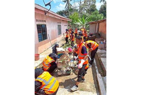 Johor needs more hands to help in clean-up | The Star