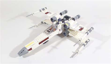 [Review] LEGO Star Wars 75301 Luke Skywalker's X-Wing Fighter ...