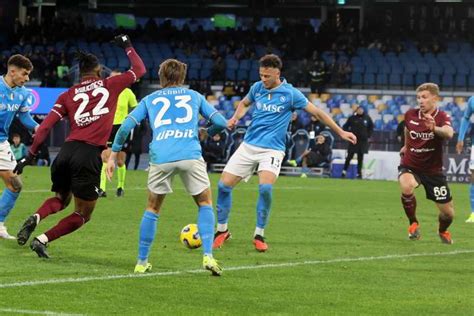 Napoli-Salernitana | La Gazzetta critica gli azzurri ma sbaglia sull ...