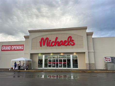 Michaels opens new store in London