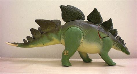 Stegosaurus (The Lost World: Jurassic Park by Kenner) – Dinosaur Toy Blog