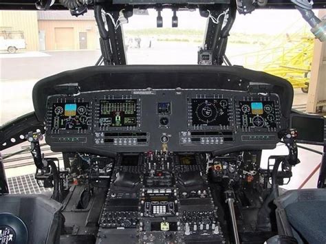 cockpits The Sikorsky UH-60 Black Hawk Helicopter Cockpit, Black Hawk ...