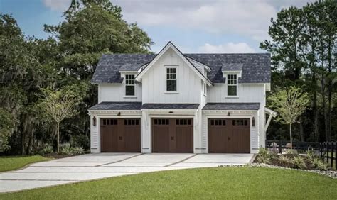 Easy How to Makeover Your Garage Door to a DIY Carriage Door - Design ...