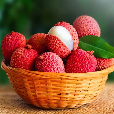 What Is Lychee Fruit? (+ What It Tastes Like) - Insanely Good