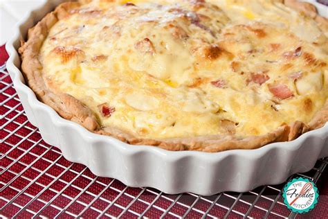 Julia Child's Quiche Lorraine - The Foodies' Kitchen | Quiche lorraine ...