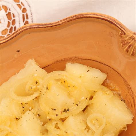 Boiled Yuca (Yuca Hervida) Recipe | Epicurious