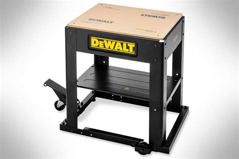 DeWalt DW7350 Mobile Thickness Planer Stand | The Woodsmith Store