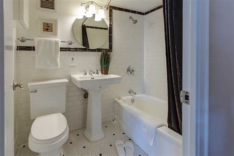 Maximize Your Small Bathroom: 10 Space-Saving 5x8 Bathroom Layout Ideas