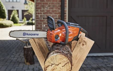 Husqvarna 120i Chainsaw Review 2023: A Battery Powered, 56% OFF