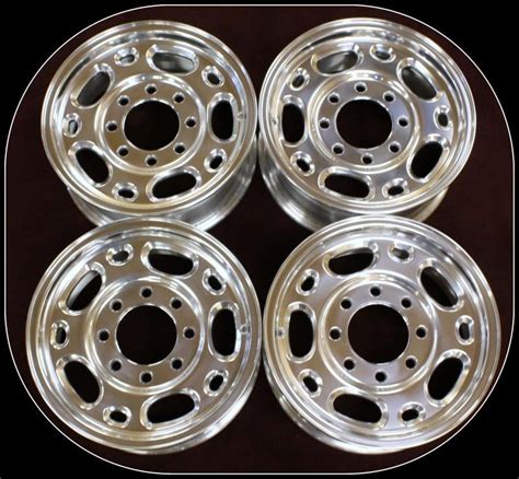 * lug GM Aluminum rims on Dexter 8 lug hubs - Pirate4x4.Com : 4x4 and ...