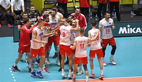 Turkish National Men's Volleyball Team defeats Serbia 3-1 - Turkiye ...